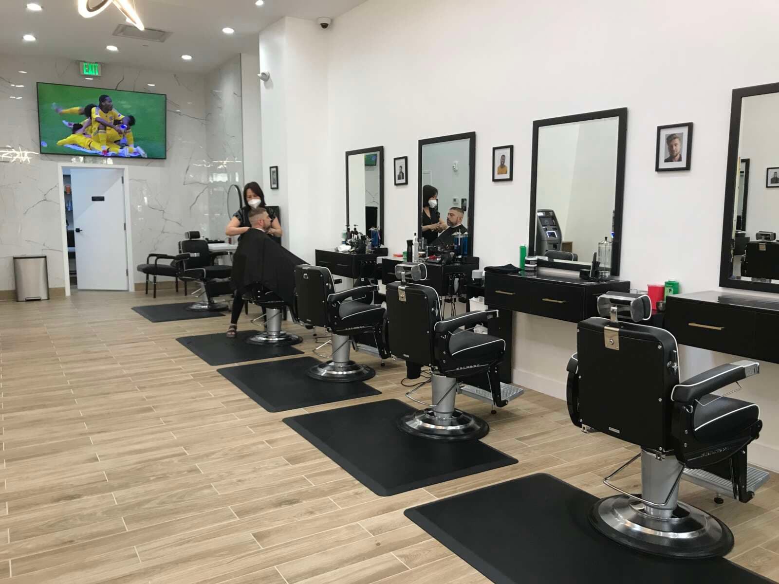 Warum Barbershop Stühle mehr als nur Sitzgelegenheiten sind