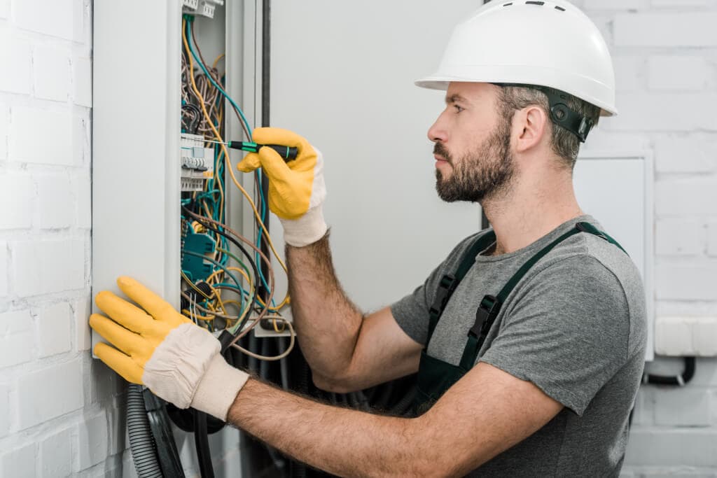 Schnelle Hilfe beim Stromausfall: Elektriker Notdienst in der Nähe