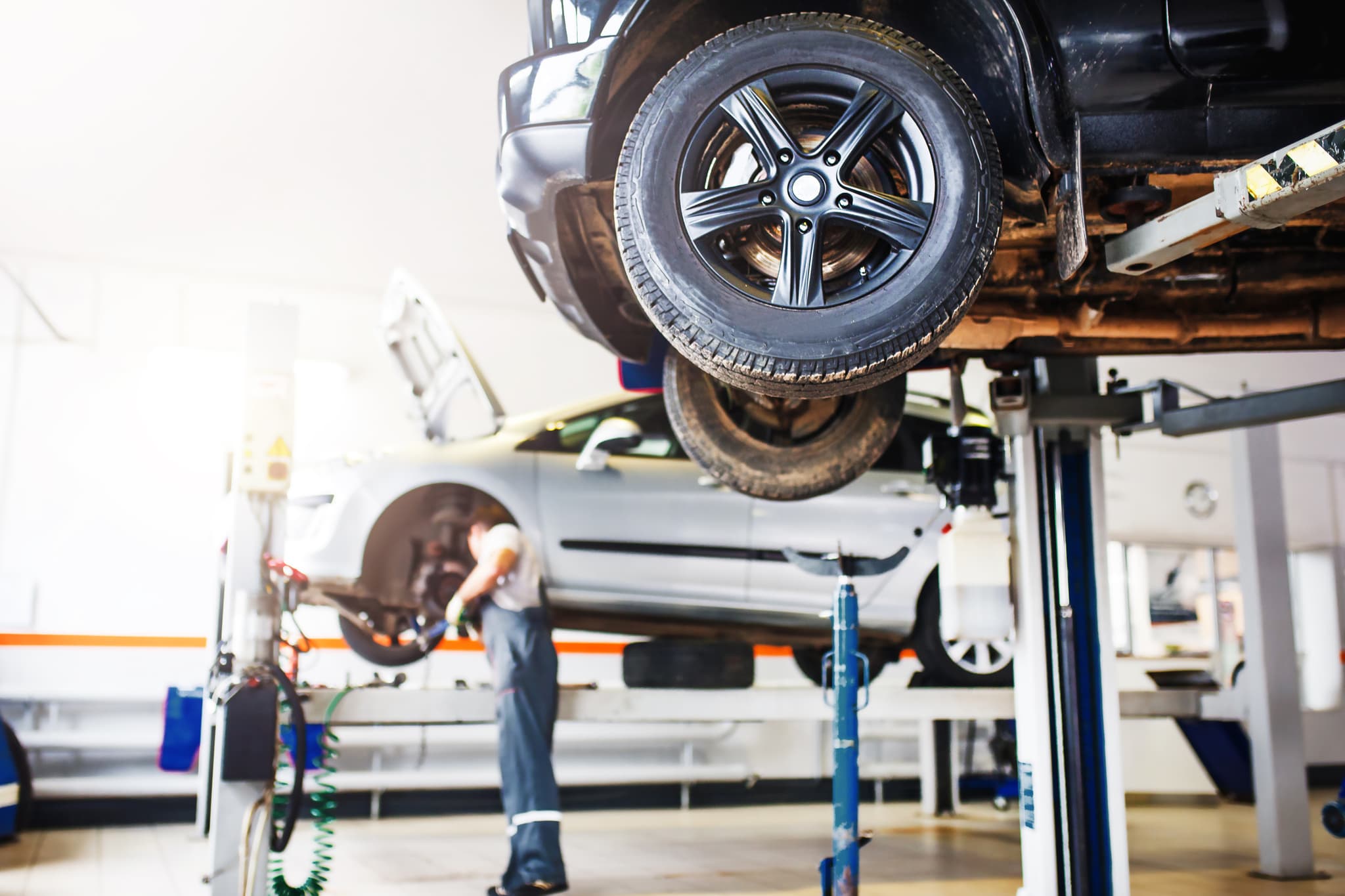 Autowerkstatt in der Nähe für Bremsenprüfung finden – meister-job bietet dir professionelle Hilfe